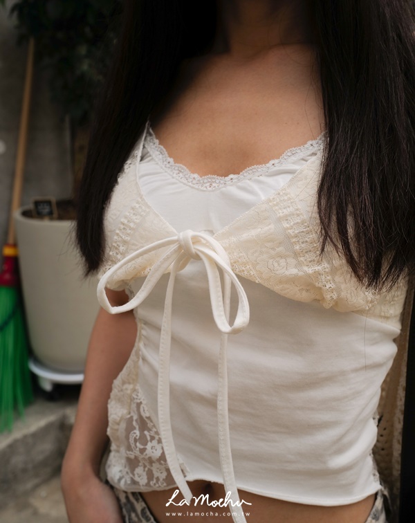 蕾絲拼接不規則背心(闆娘.花花清單)